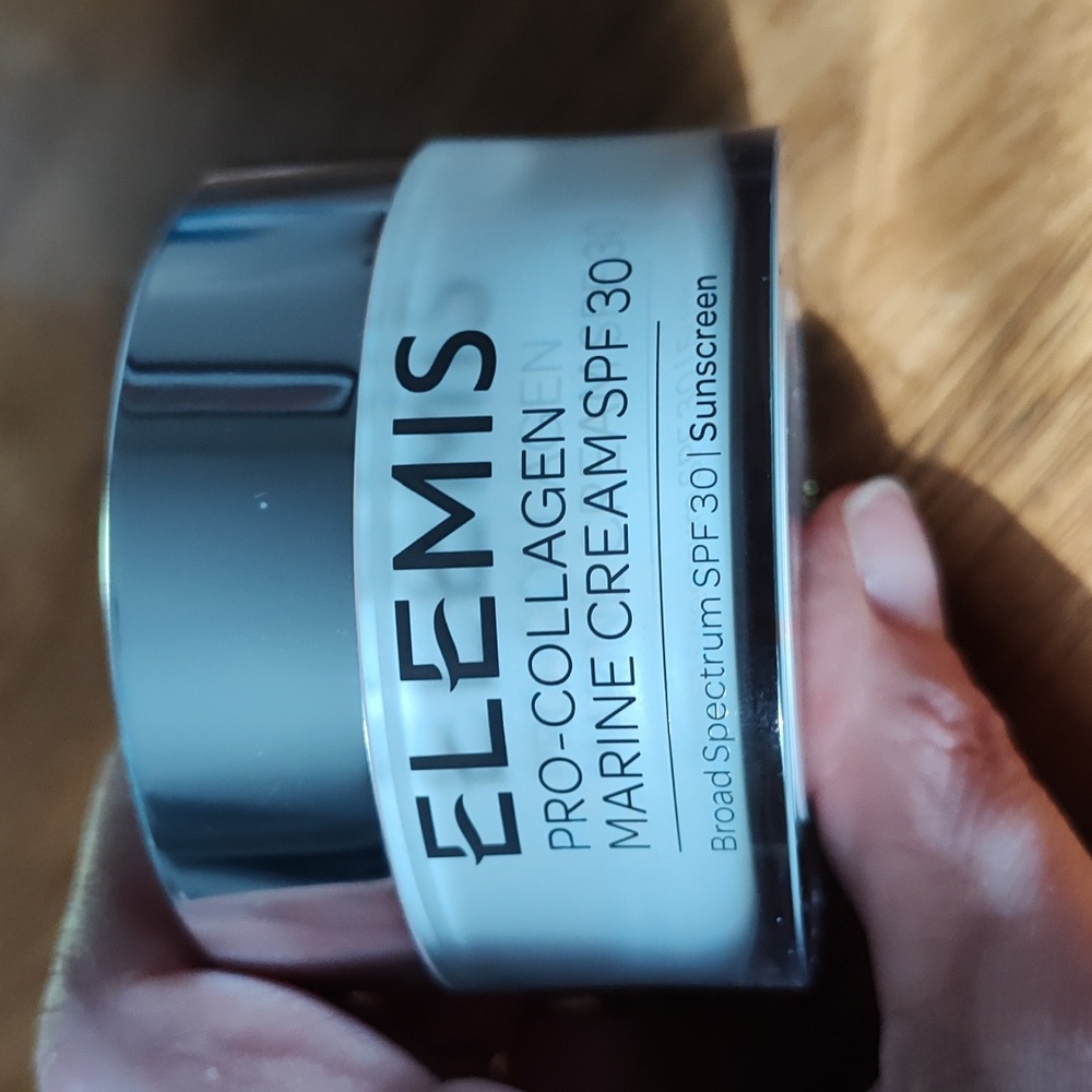 ELEMIS